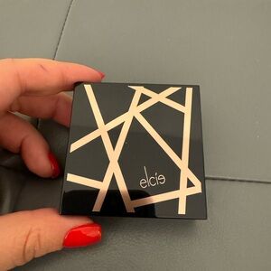 Elcie Highlighter The Eclipse Luna